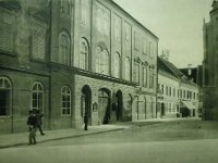 Trg sv. Marka 1927. godine, Sabornica